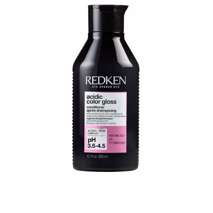 ACIDIC COLOR GLOSS conditioner enhances the shine of your color 500 ml - 500 ml