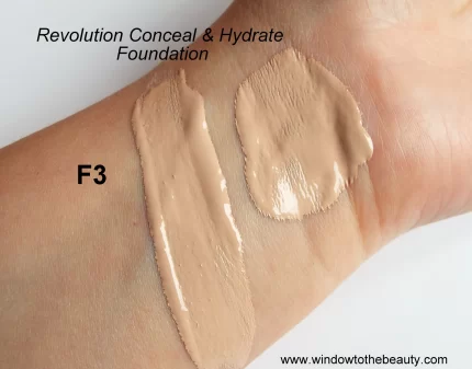 Fond de teint couvrant CONCEAL & DEFINE #F3