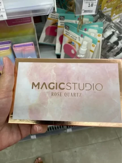 Palette d'ombres à paupières PRETTY GIRLS SHINY 1 u